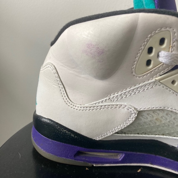 Nike Air Jordan Retro Grape 5 sneakers 5.5Y - Picture 5 of 7